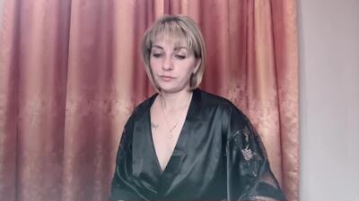crystalfever_ public webcam profile photo 4