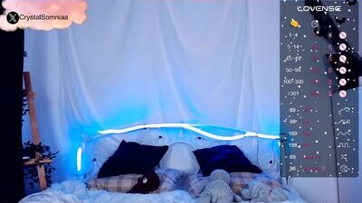 crystalsomnia public webcam profile photo 5