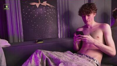 curlytwinkboy public webcam profile photo 9