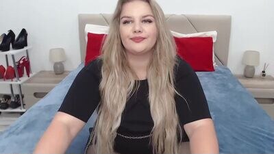 curvyanna13 public webcam profile photo 3