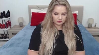 curvyanna13 public webcam profile photo 4