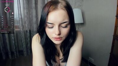 cute_caprice public webcam profile photo 4