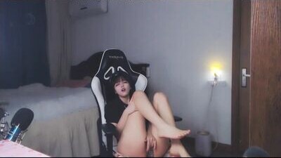 cute_dami public webcam profile photo 10
