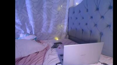 cute_emmma public webcam profile photo 3