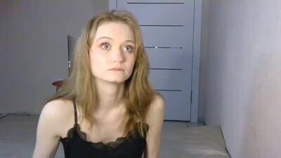 cute_kitti public webcam profile photo 3
