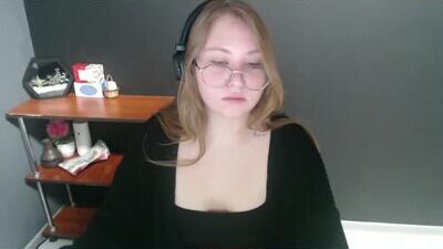 cute_minx public webcam profile photo 9