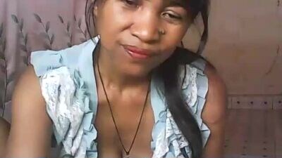 cute_moll public webcam profile photo 3