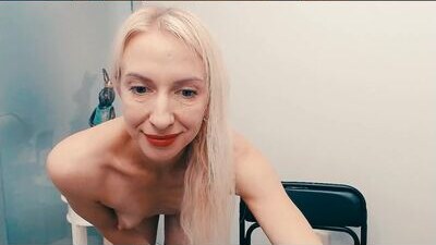 cute_smile_shy public webcam profile photo 10