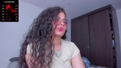cuteantonia_ public webcam profile photo 3