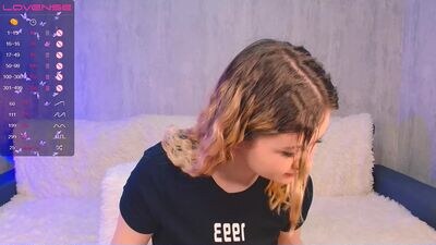 cutie_mili public webcam profile photo 4