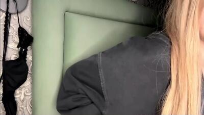 cutieblondyy public webcam profile photo 3