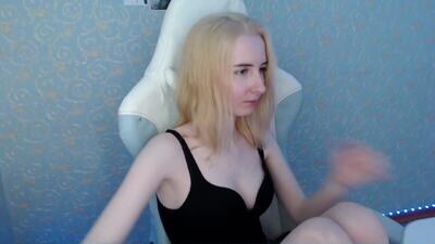 cutti_crystal public webcam profile photo 4