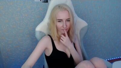 cutti_crystal public webcam profile photo 5