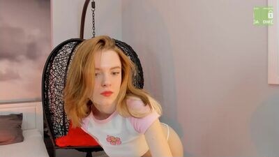 cyber__love public webcam profile photo 4