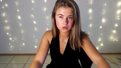 daddys_school_girl_ public webcam profile photo 5