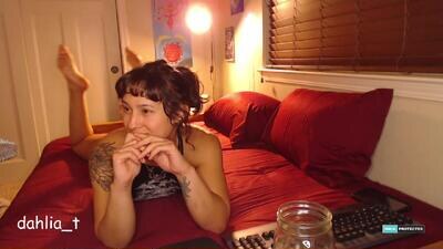 dahlia_t public webcam profile photo 4