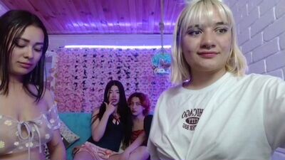 damii_tay public webcam profile photo 3