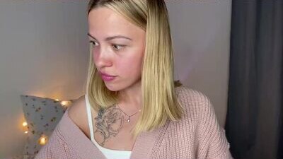 damn_cutie public webcam profile photo 5