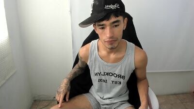 damon_333 public webcam profile photo 2