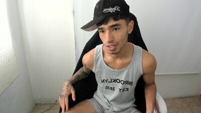 damon_333 public webcam profile photo 3