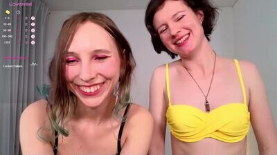 dana_magical public webcam profile photo 3
