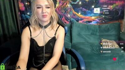 dances_queen public webcam profile photo 10