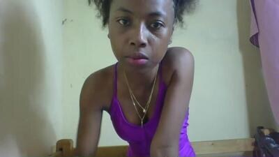 daniaah public webcam profile photo 4