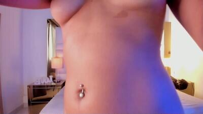 danielaa_gomez_ public webcam profile photo 2