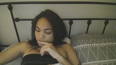 danielleryan public webcam profile photo 9