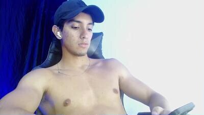 dante_18cm public webcam profile photo 2