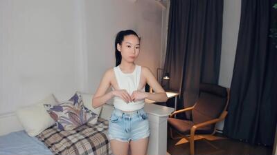 darinaweis public webcam profile photo 3