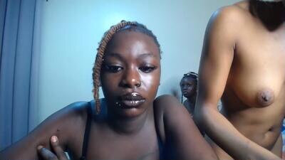 dark_divah public webcam profile photo 3