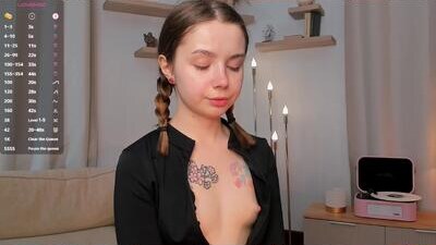 darklycurious public webcam profile photo 6