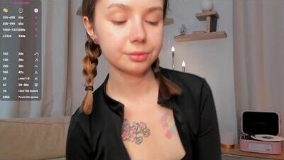 darklycurious public webcam profile photo 7