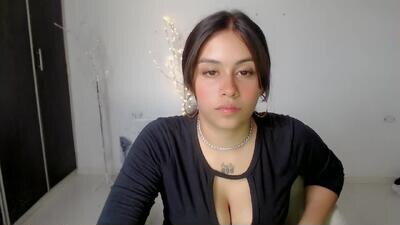 darlyn_big public webcam profile photo 5