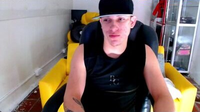 davidsalazar33 public webcam profile photo 9