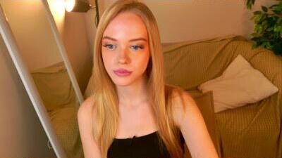 dear_tessa public webcam profile photo 7
