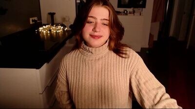 debratower public webcam profile photo 4