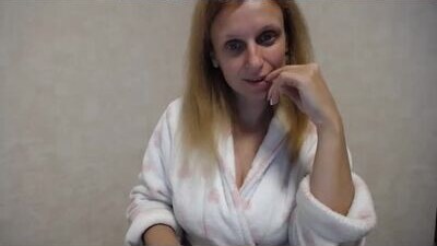 denhiey_here public webcam profile photo 9