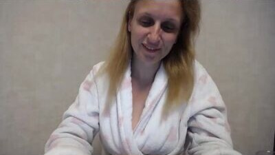 denhiey_here public webcam profile photo 10