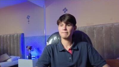 derek_sinn public webcam profile photo 6