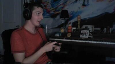 derekdings public webcam profile photo 4