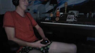 derekdings public webcam profile photo 5