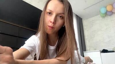 desirewingard public webcam profile photo 2