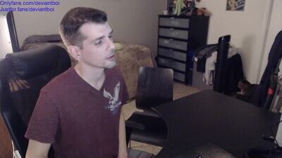 deviantill public webcam profile photo 4