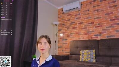 deyvessa public webcam profile photo 5