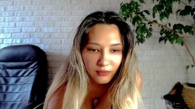 diana_li_ public webcam profile photo 2