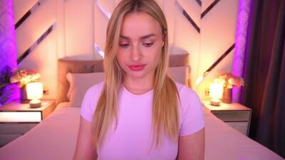 diana_nova public webcam profile photo 2