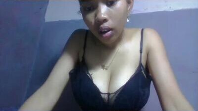 dianah06 public webcam profile photo 7