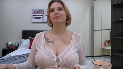 dianemills public webcam profile photo 5